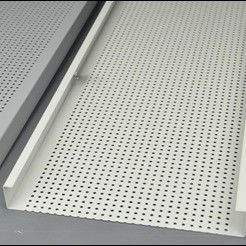 kopen Hook Up Aluminium Suspension Ceiling Panels Met Strip Designs online manufacture