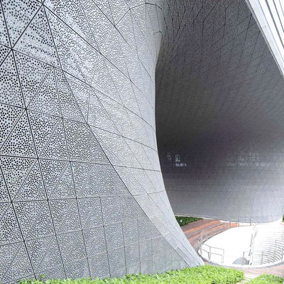 kopen Metalen aluminium bekledingsplaten voor de decoratie van gevels of schermen van gebouwen online manufacture