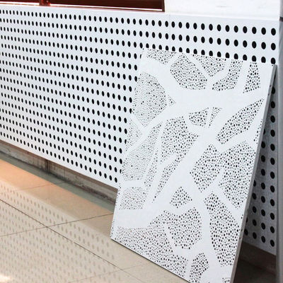 Branddichte geperforeerde aluminium panelen, aluminium decoratieve panelen voor de bouw van wandbekleding