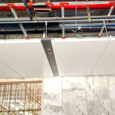 5 mm tot 30 mm aluminium honingraatpaneel voor hook-on-hanging valse plafond of dakversiering